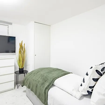 Apartment Very - Easy Access Budapest