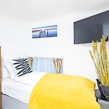 Very - Easy Access Apartment