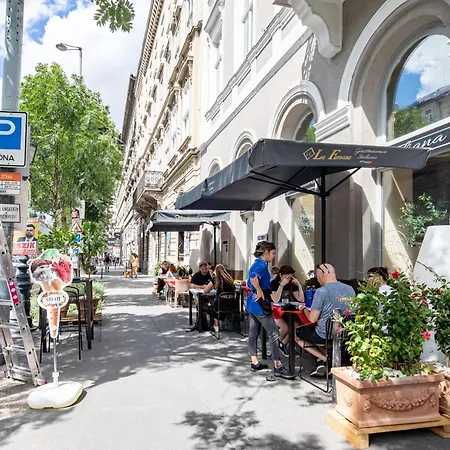 Very - Easy Access Daire Budapeşte